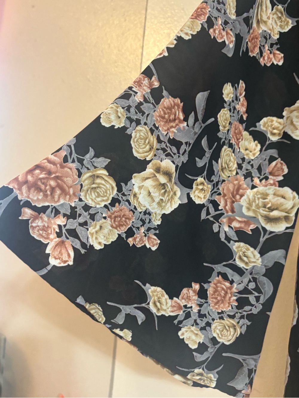 Peach Love California Black Floral Sheer Long Kimono Cardigan - Picture 4 of 8